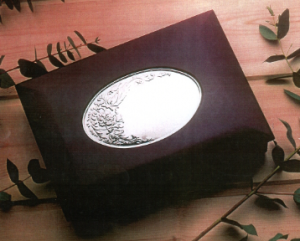 GUARDA JÓIA MADEIRA COM PRATA