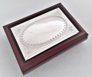 GUARDA JÓIA MADEIRA COM PRATA